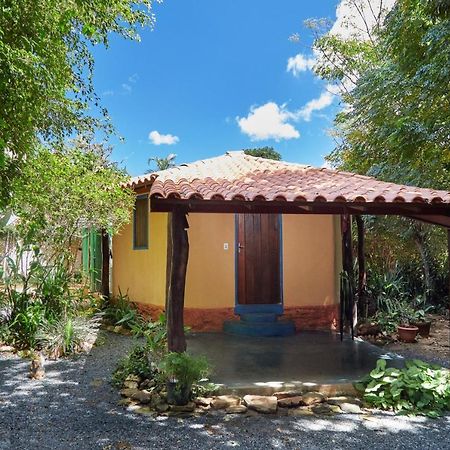 Chale Ipe - Jatoba Villa Alto Paraiso de Goias Luaran gambar
