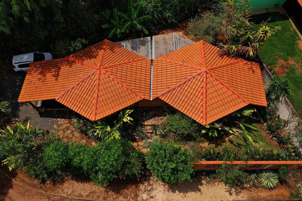 Chale Ipe - Jatoba Villa Alto Paraiso de Goias Luaran gambar